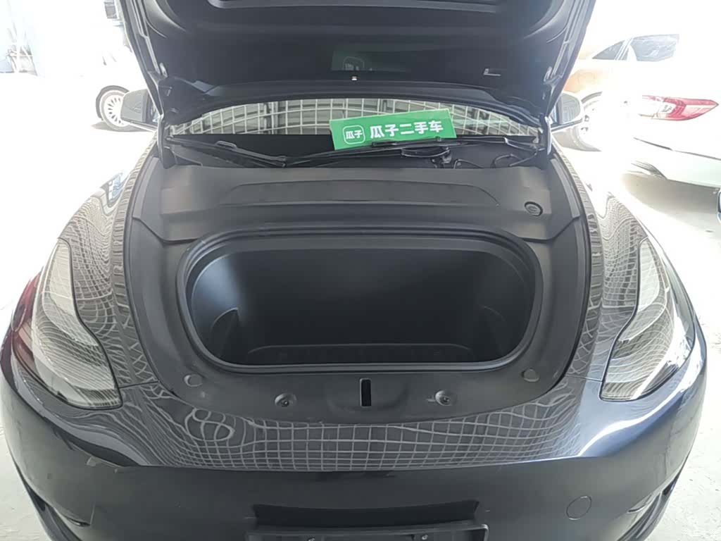Tesla Model Y, 2024 20
