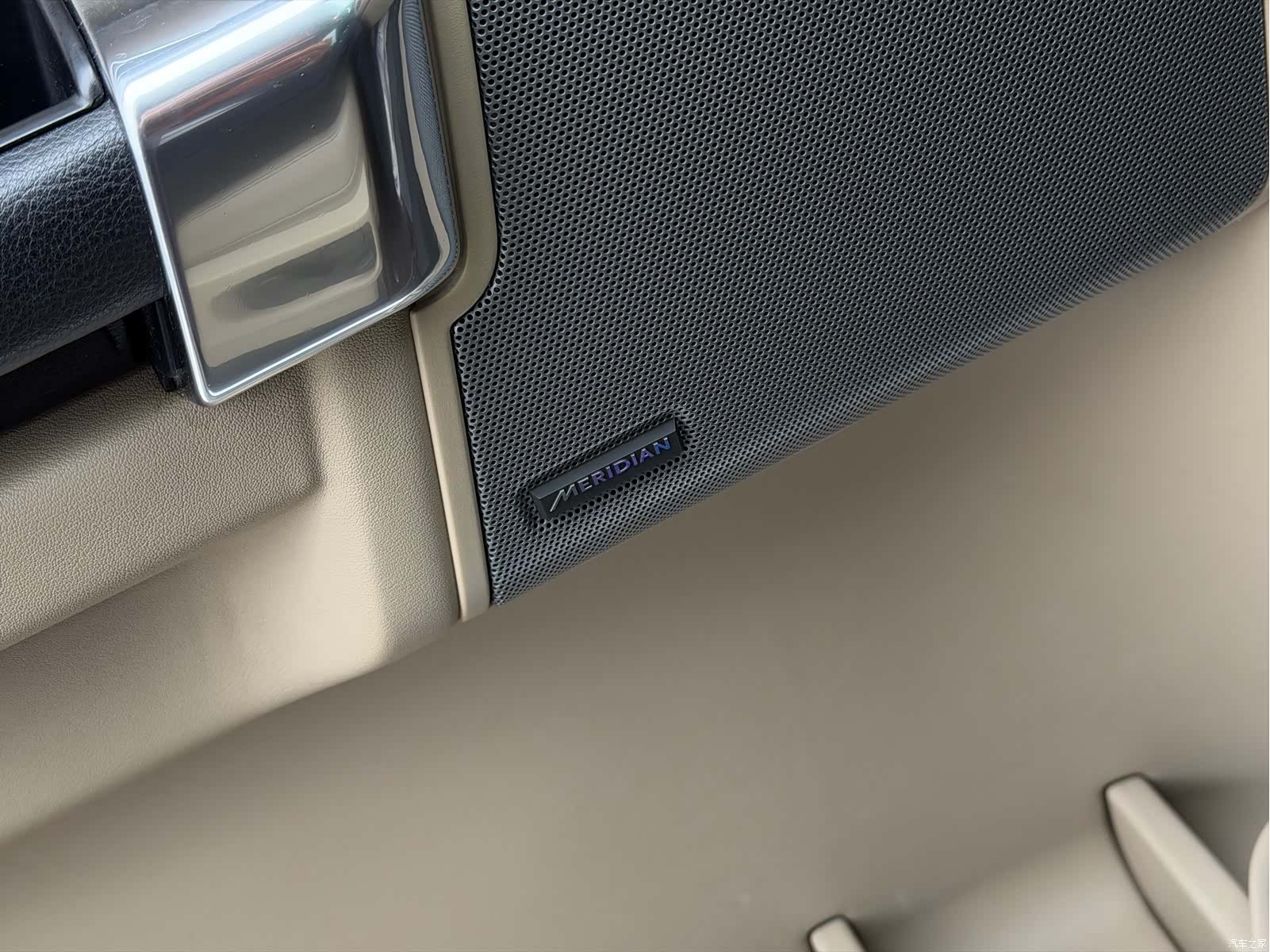 Land Rover Discovery, 2017 16