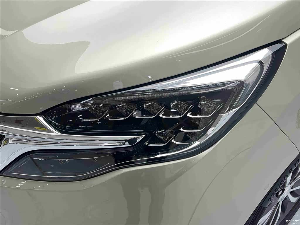 Buick GL8, 2022 17