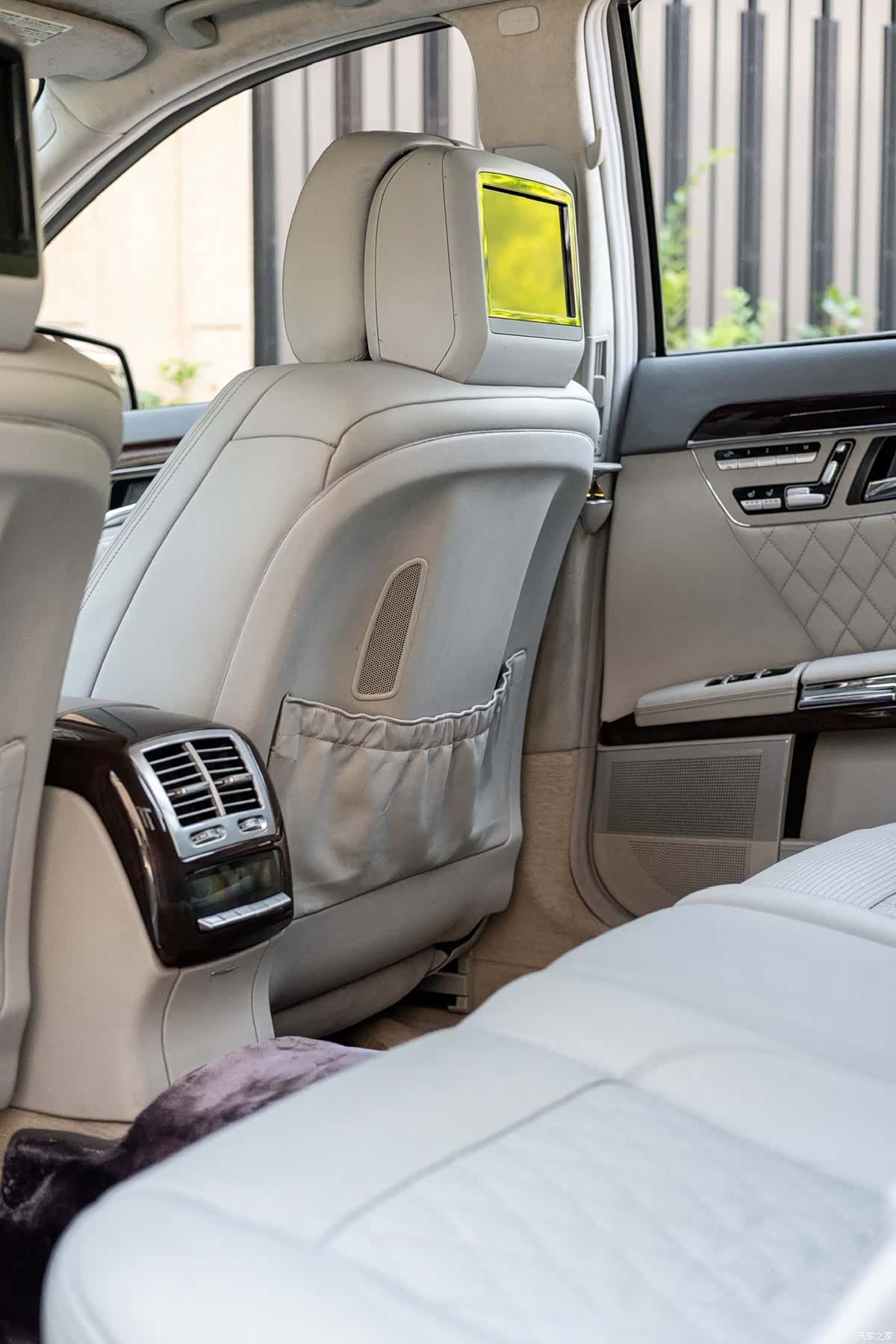 Mercedes-Benz S-Class, 2010 12