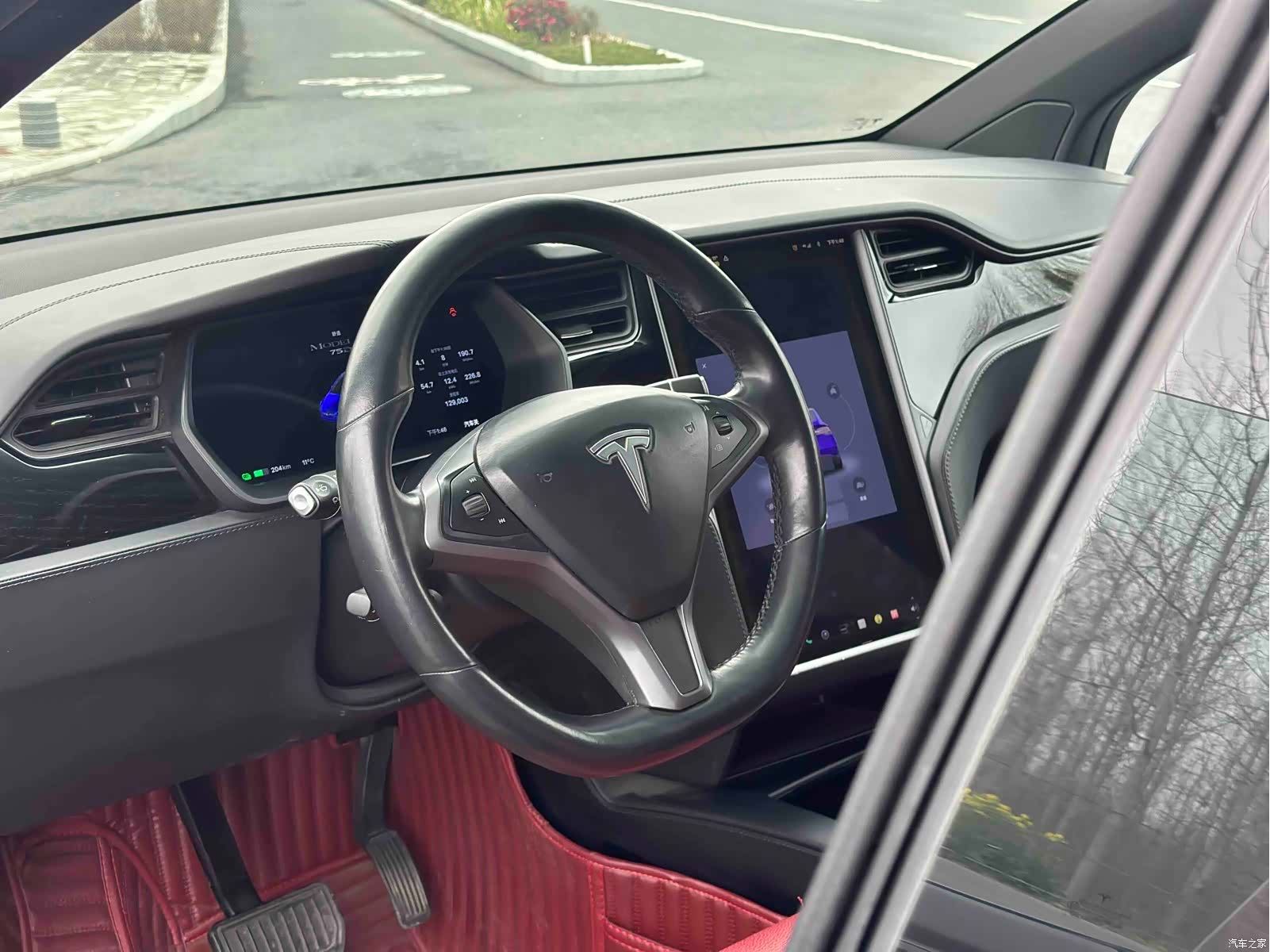 Tesla Model X, 2019 6