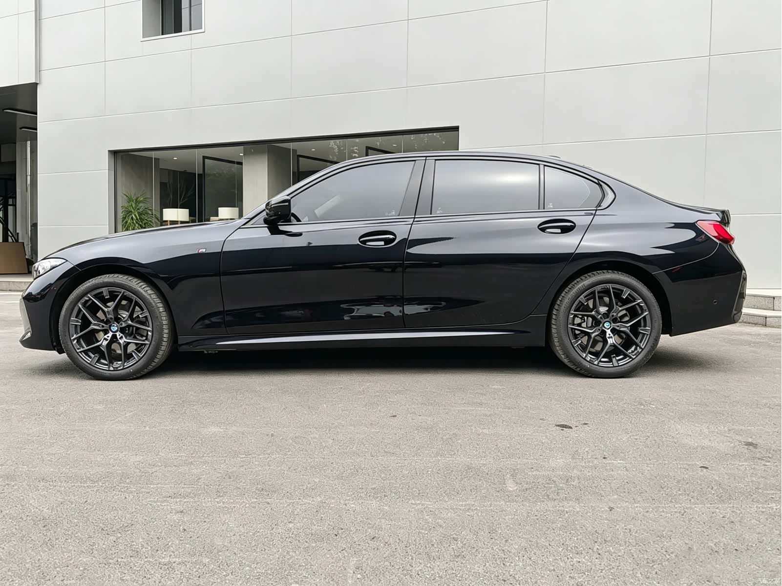 BMW 3 Series, 2026 3