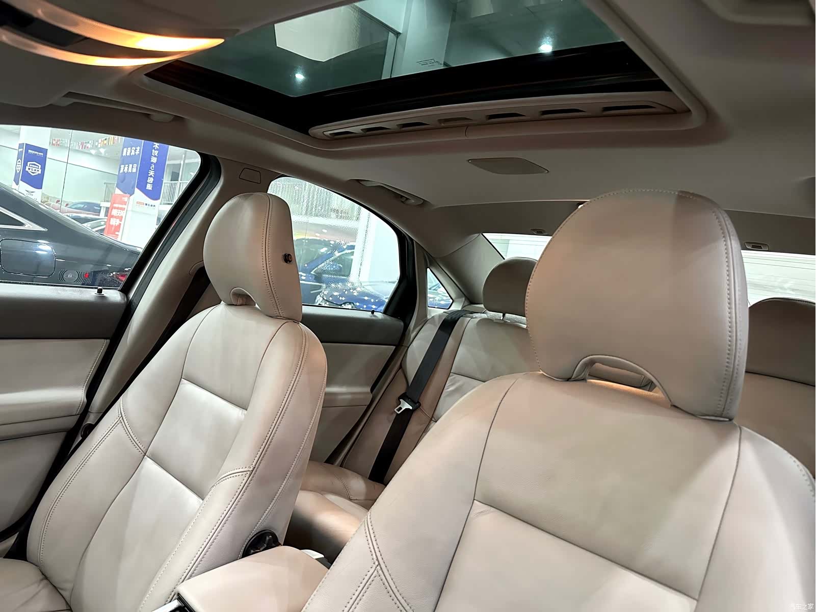 Volvo S40, 2012 11