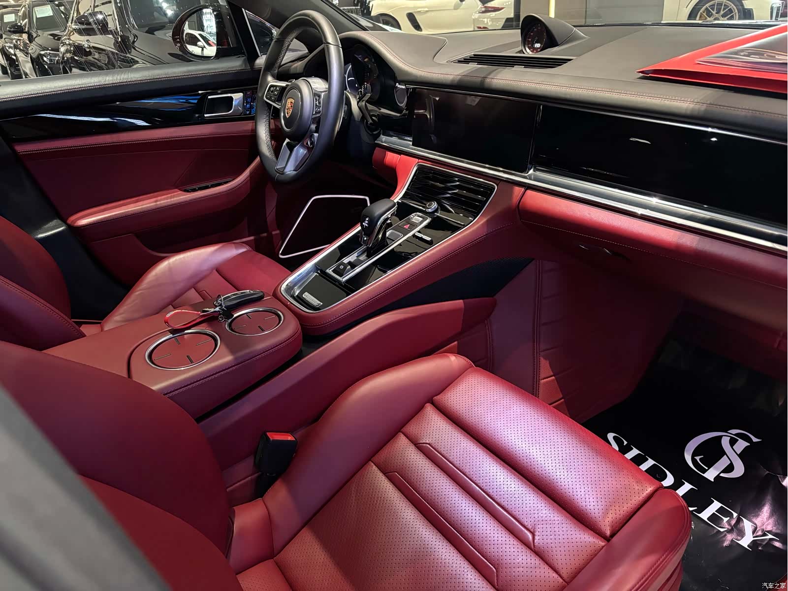 Porsche Panamera, 2020 11