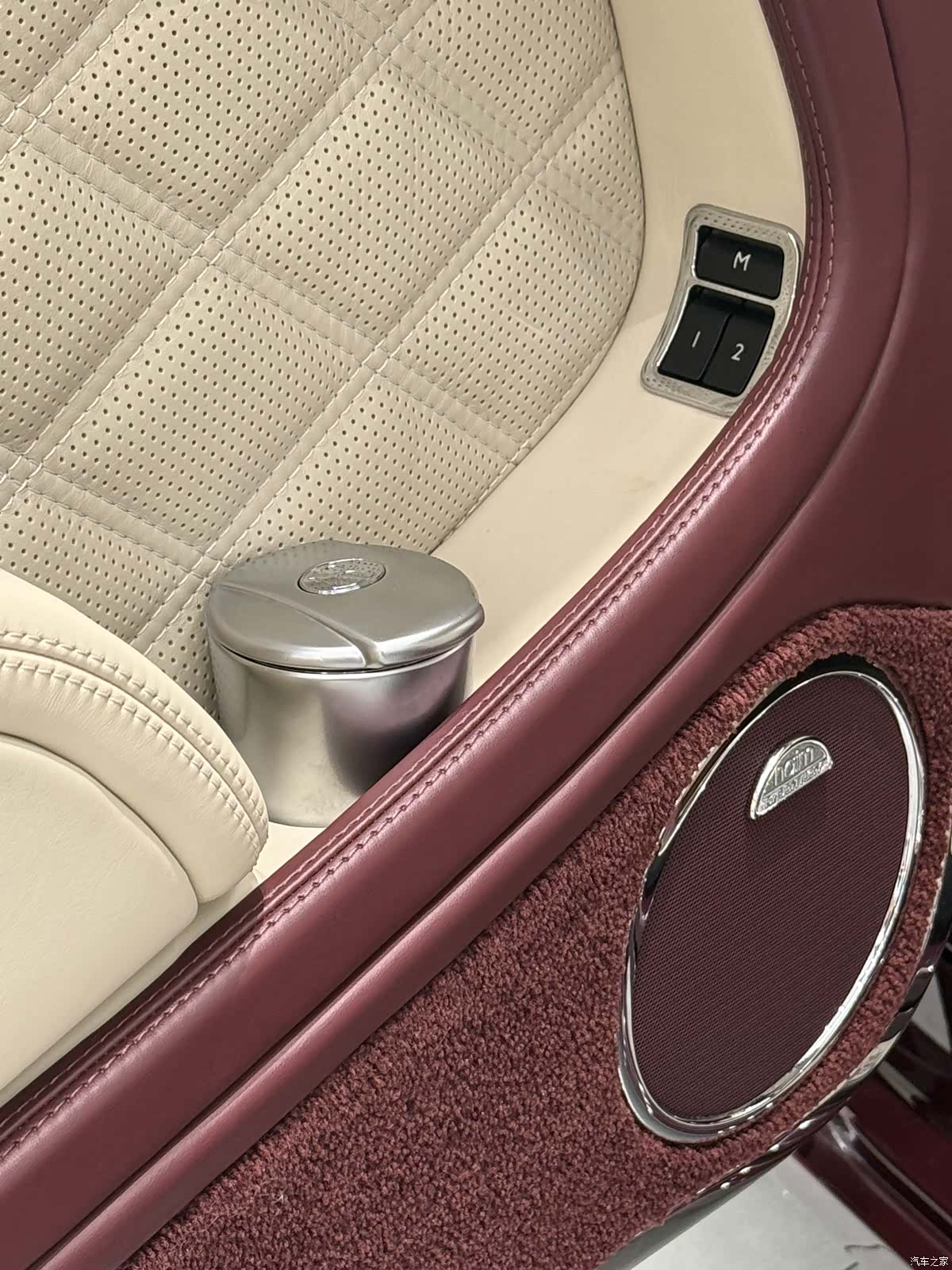 Bentley Mulsanne, 2012 16