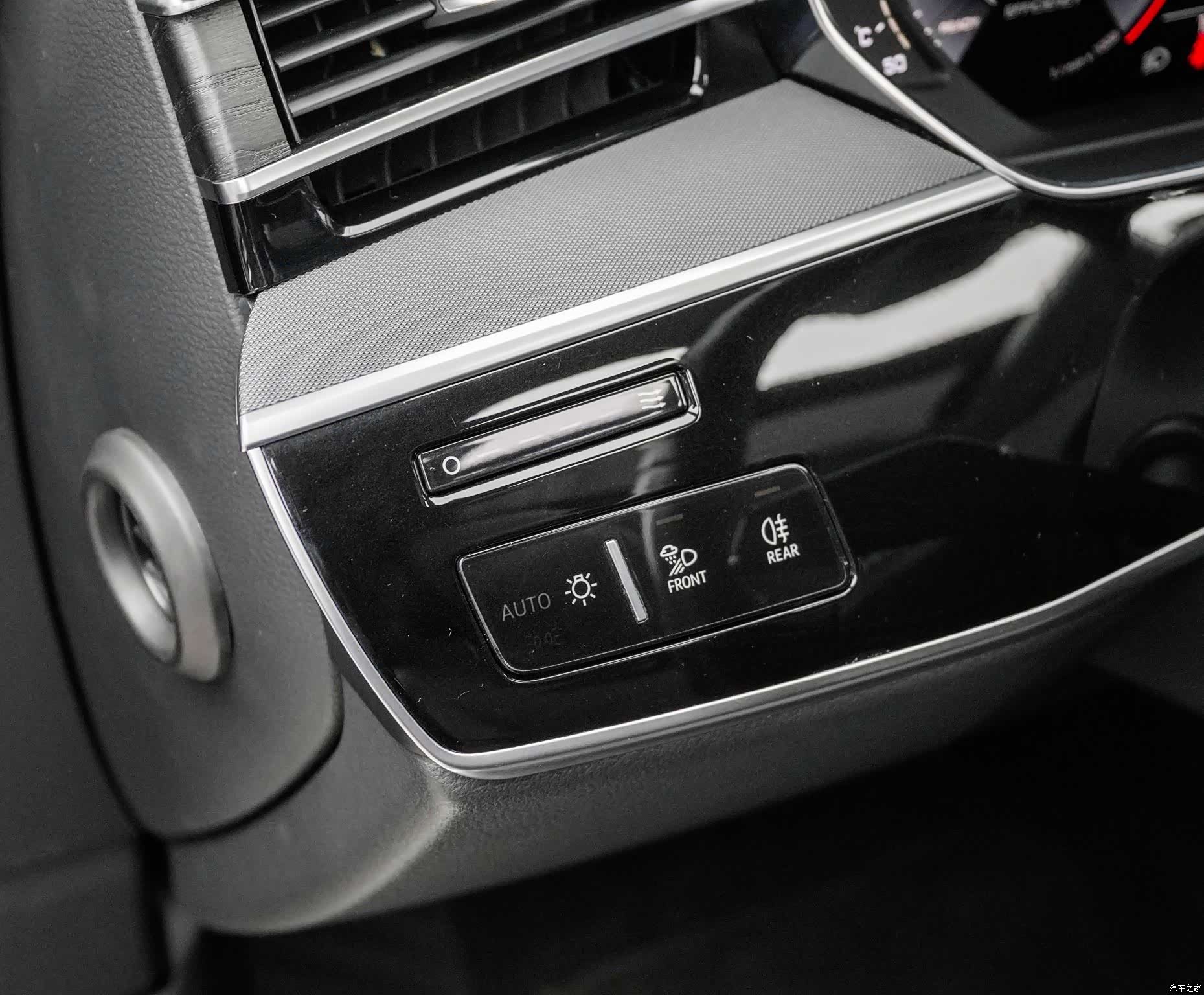 Audi A8L, 2019 7