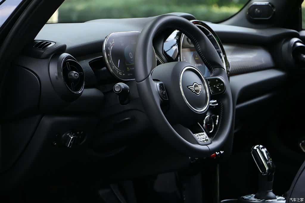 Mini Cooper, 2023 17