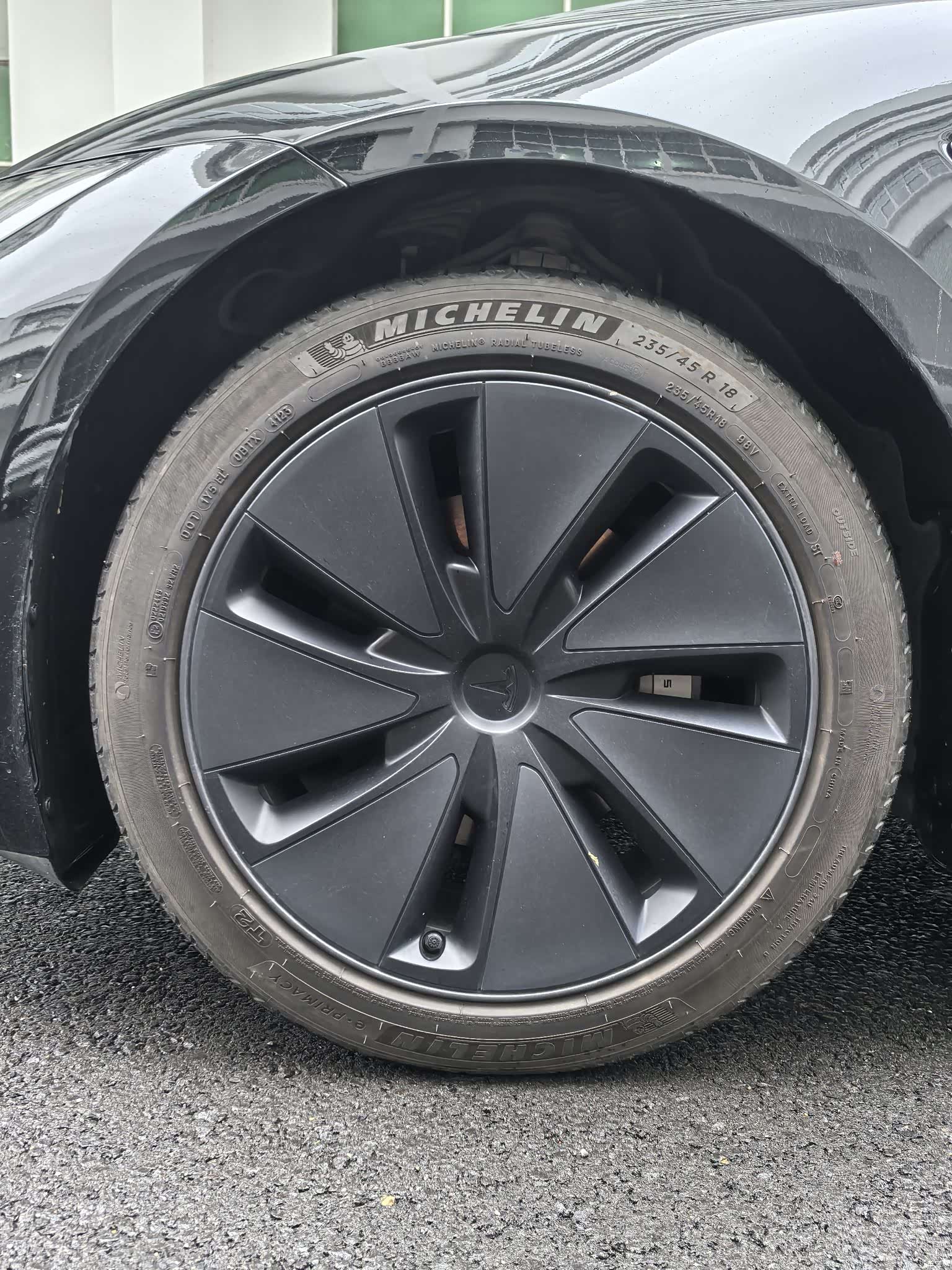 Tesla Model 3, 2024 4