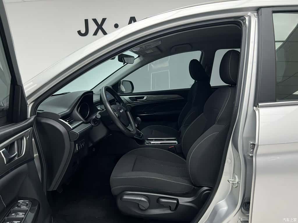Haval M6, 2023 16
