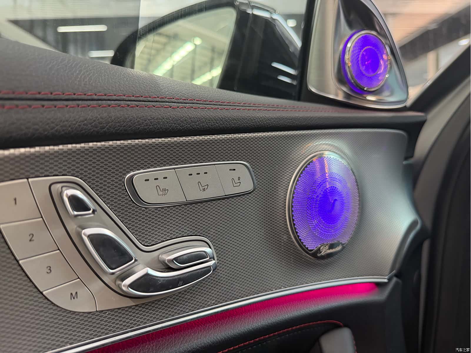 Mercedes-Benz E-Class, 2019 13