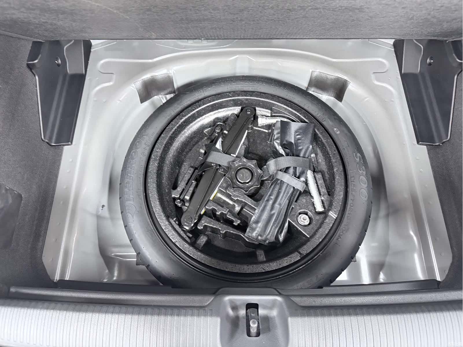 Audi Q2L, 2023 23