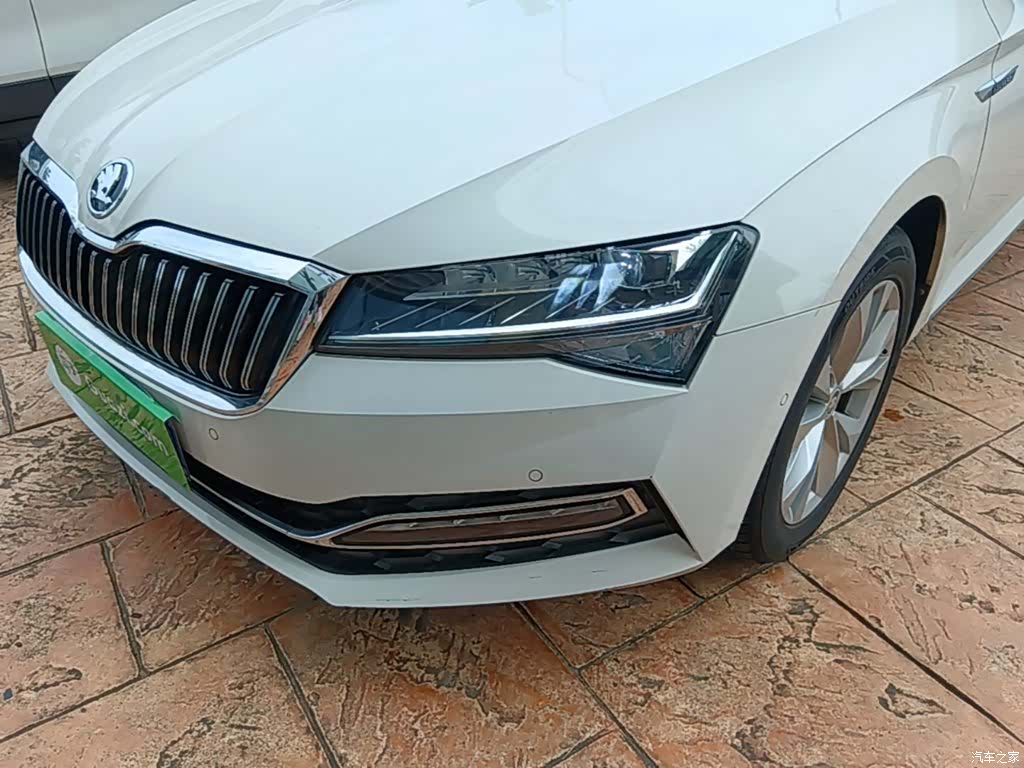 Skoda Superb, 2020 24