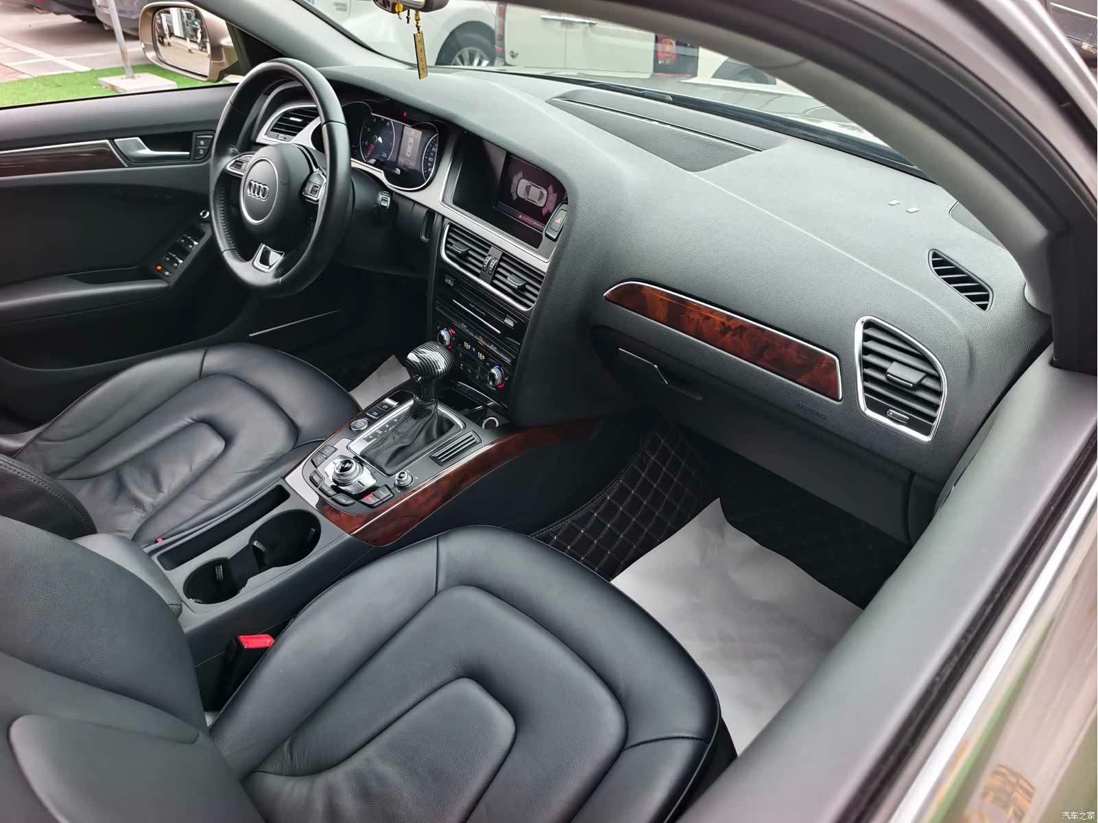 Audi A4L, 2014 16