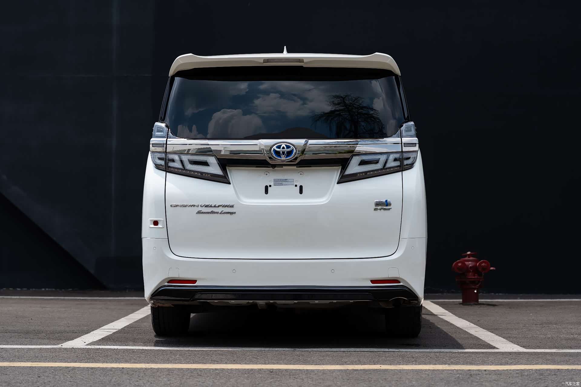 Toyota Vellfire, 2022 14