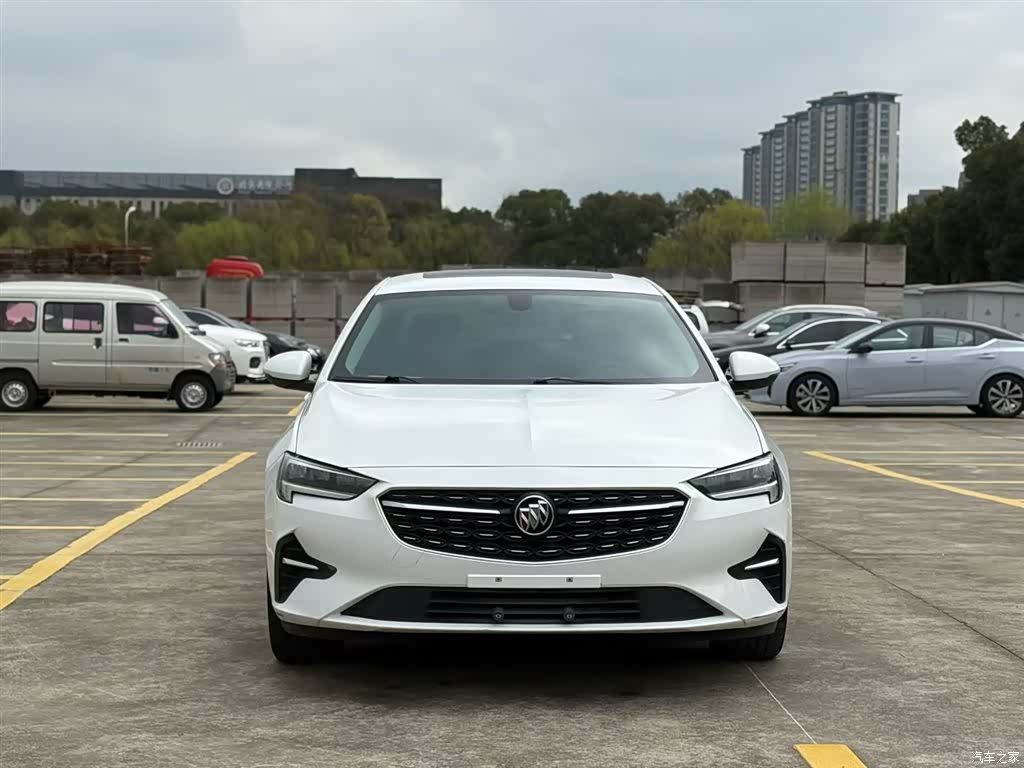 Buick Regal, 2021 3
