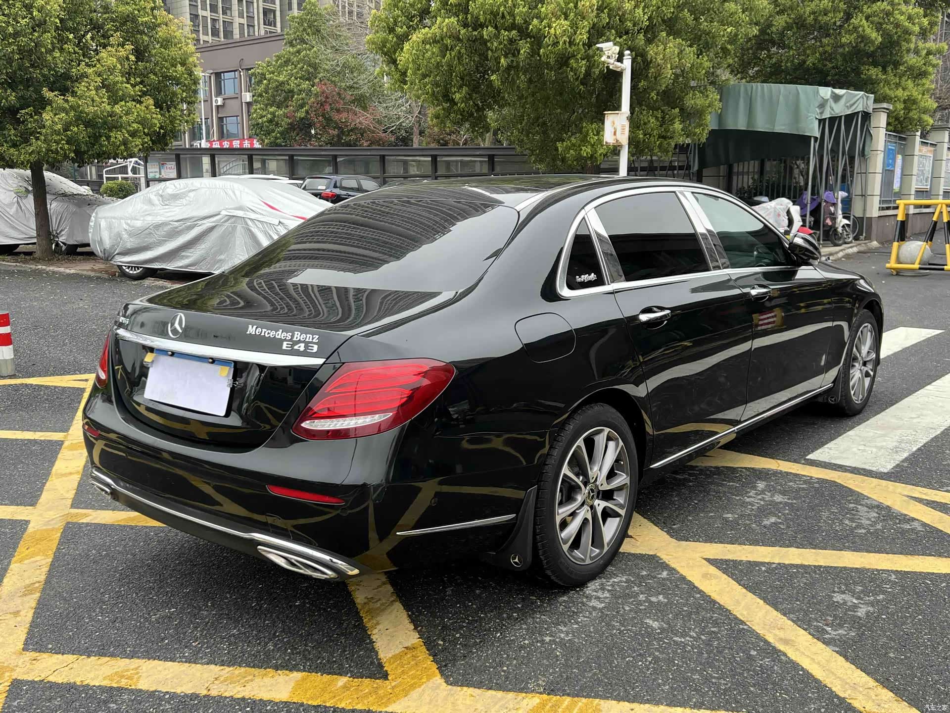 Mercedes-Benz E-Class, 2019 9