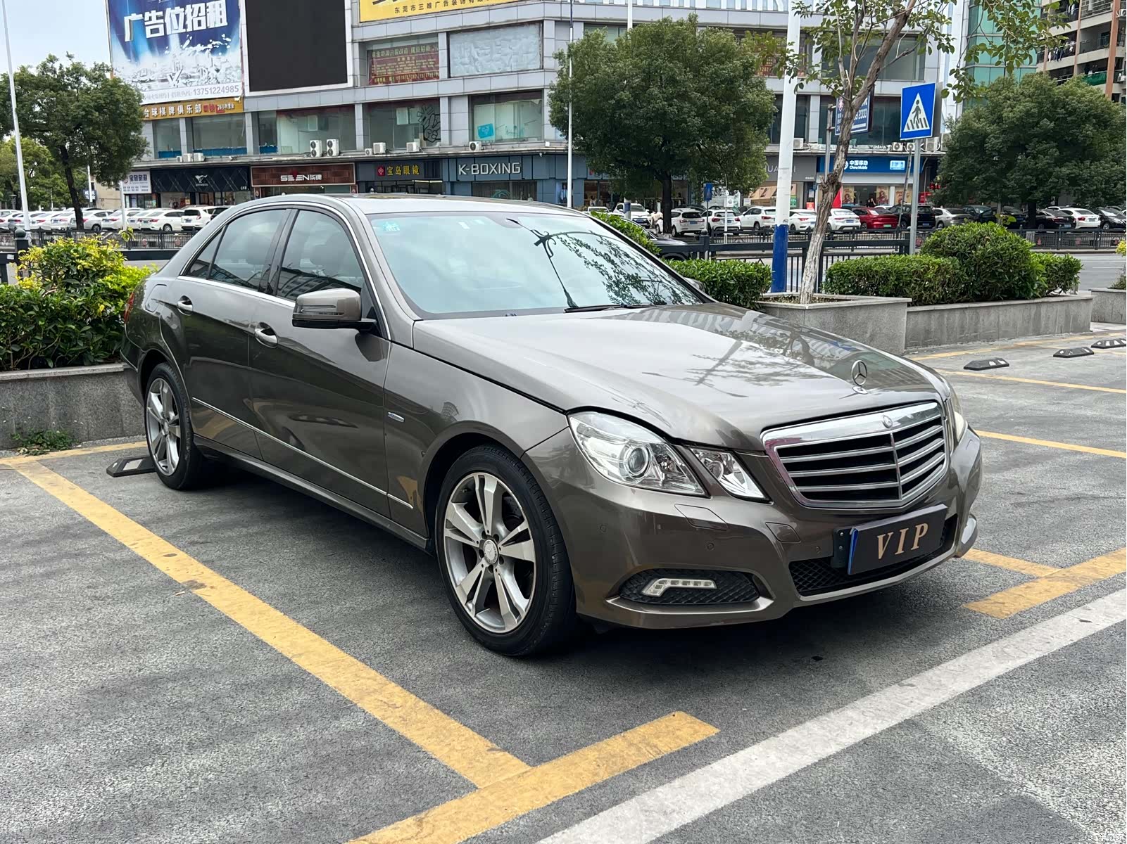 Mercedes-Benz E-Class, 2010 3