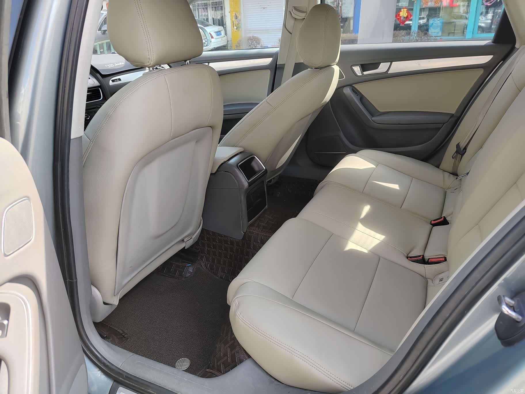 Audi A4L, 2009 9