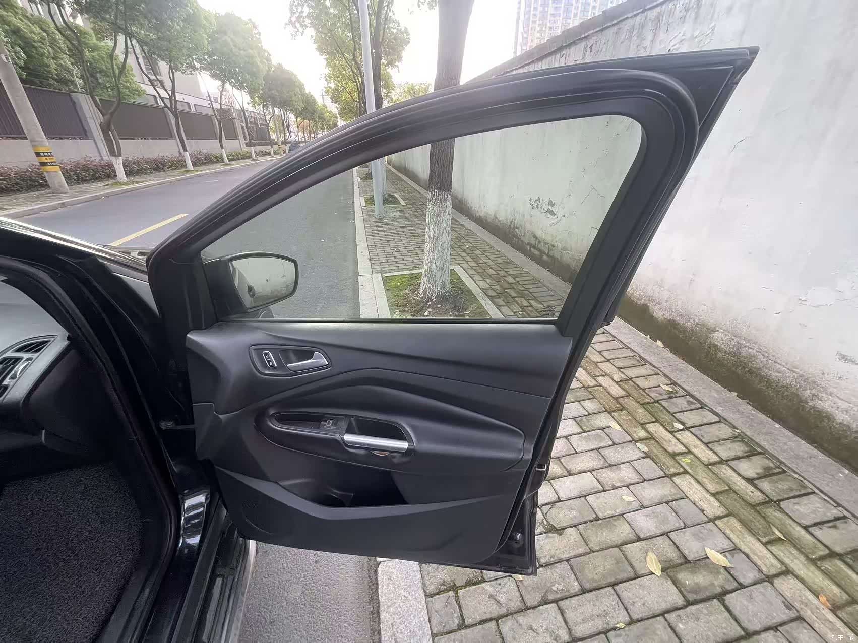 Ford Kuga, 2013 24