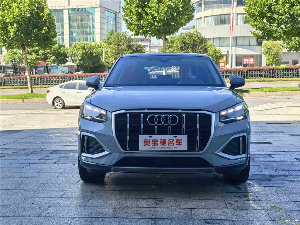 Audi Q2L, 2024 2