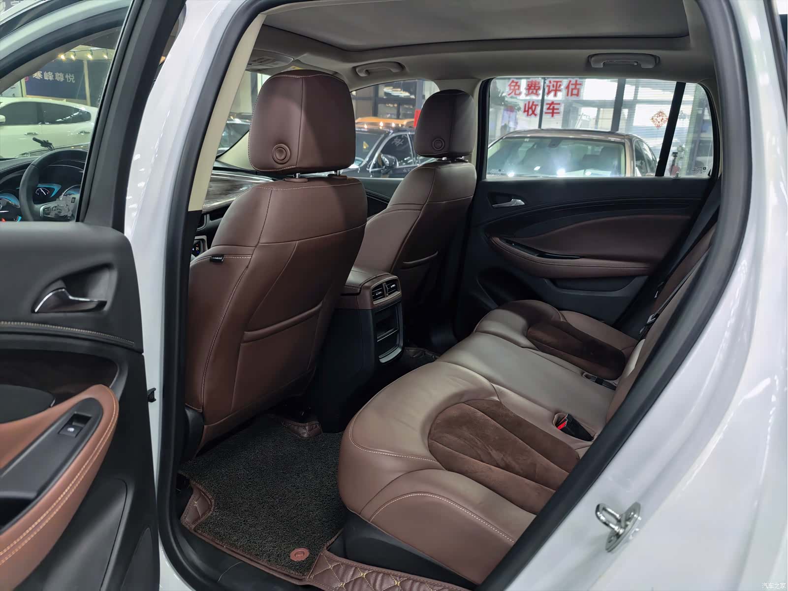 Buick Envision Plus, 2016 7