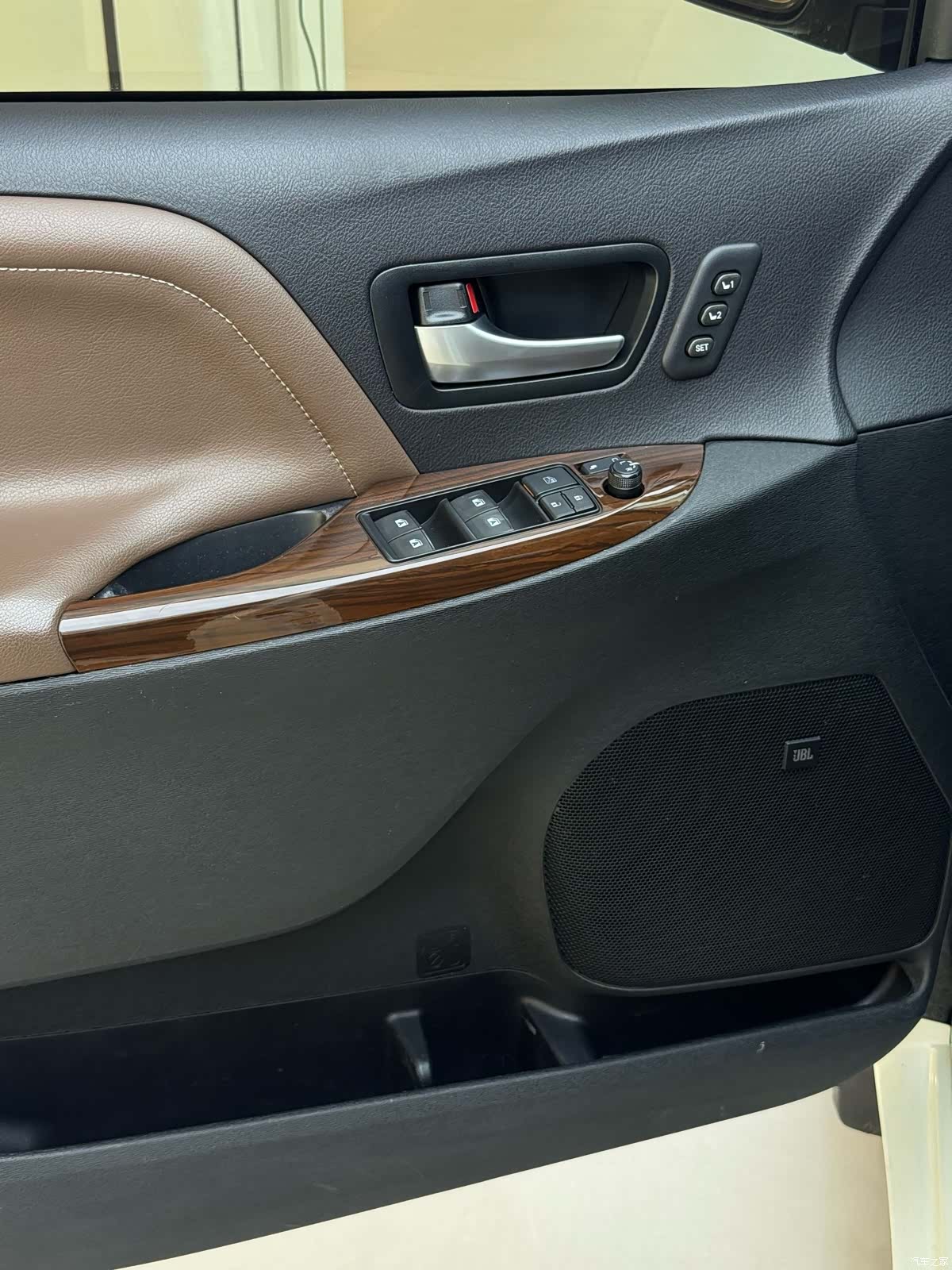 Toyota Sienna, 2017 6
