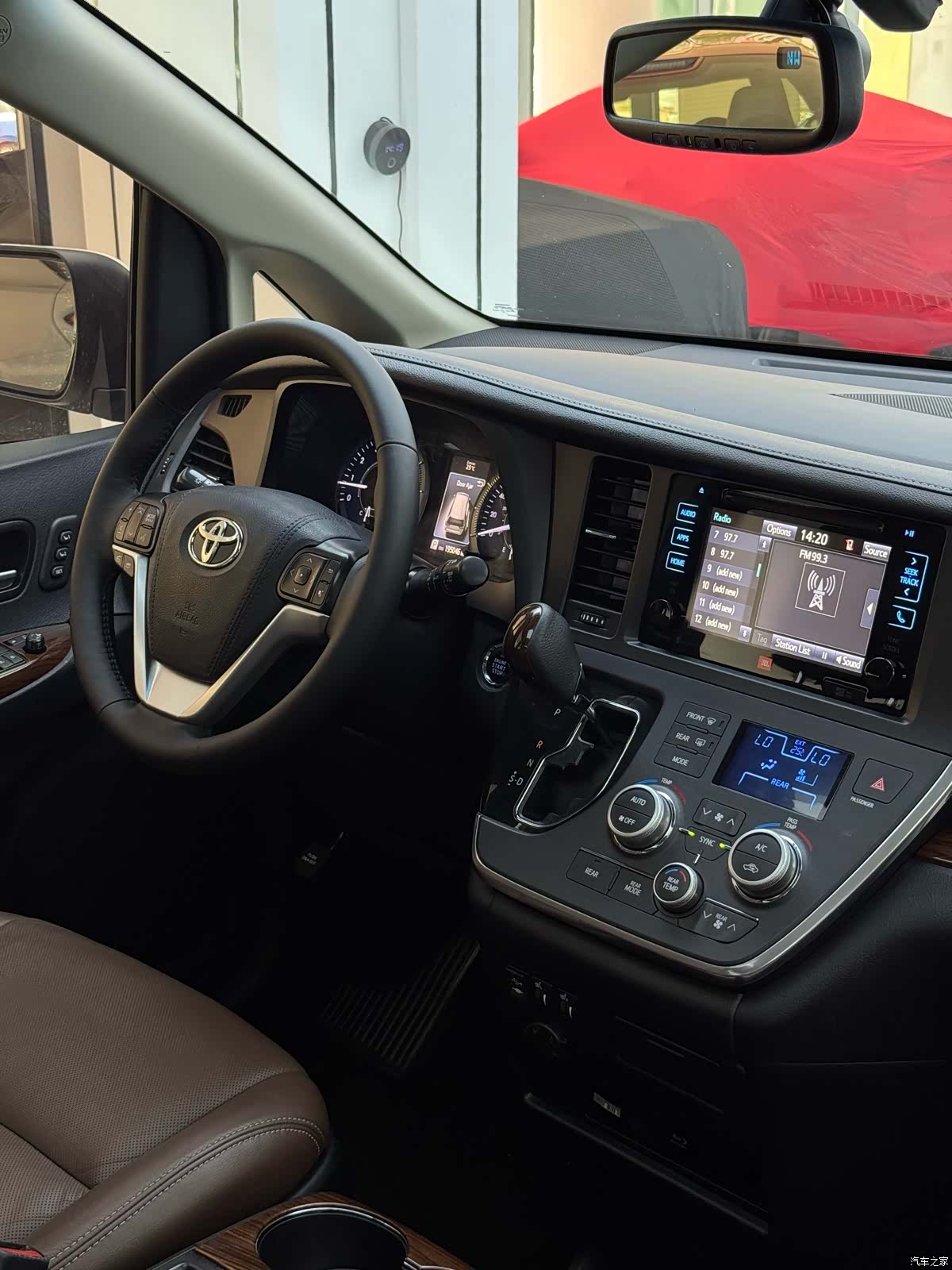 Toyota Sienna, 2017 14