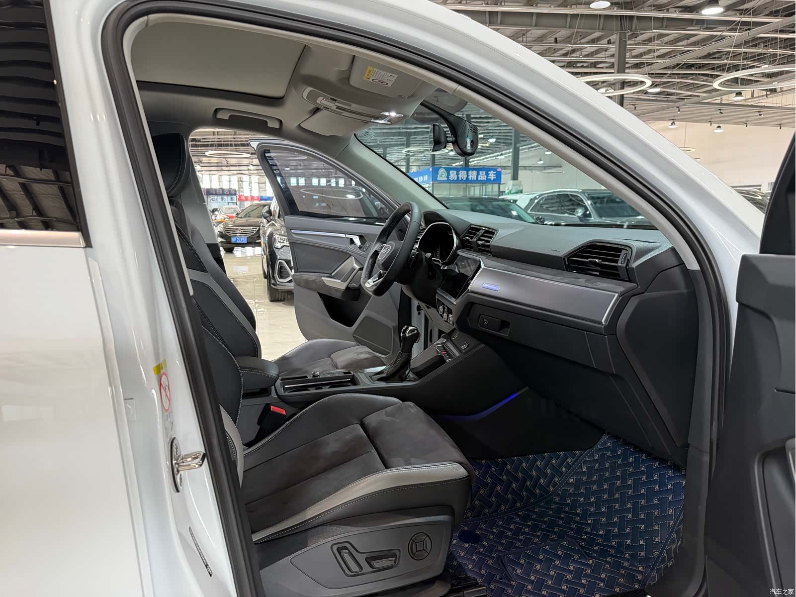 Audi Q3, 2023 8