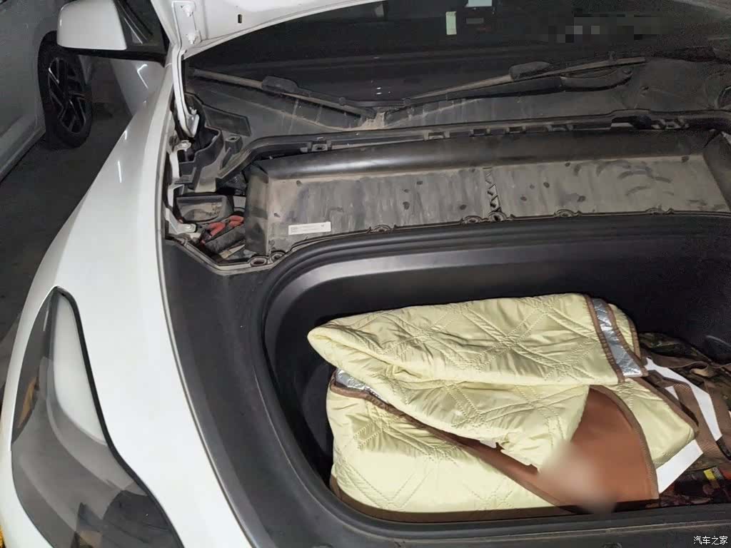 Tesla Model Y, 2021 21