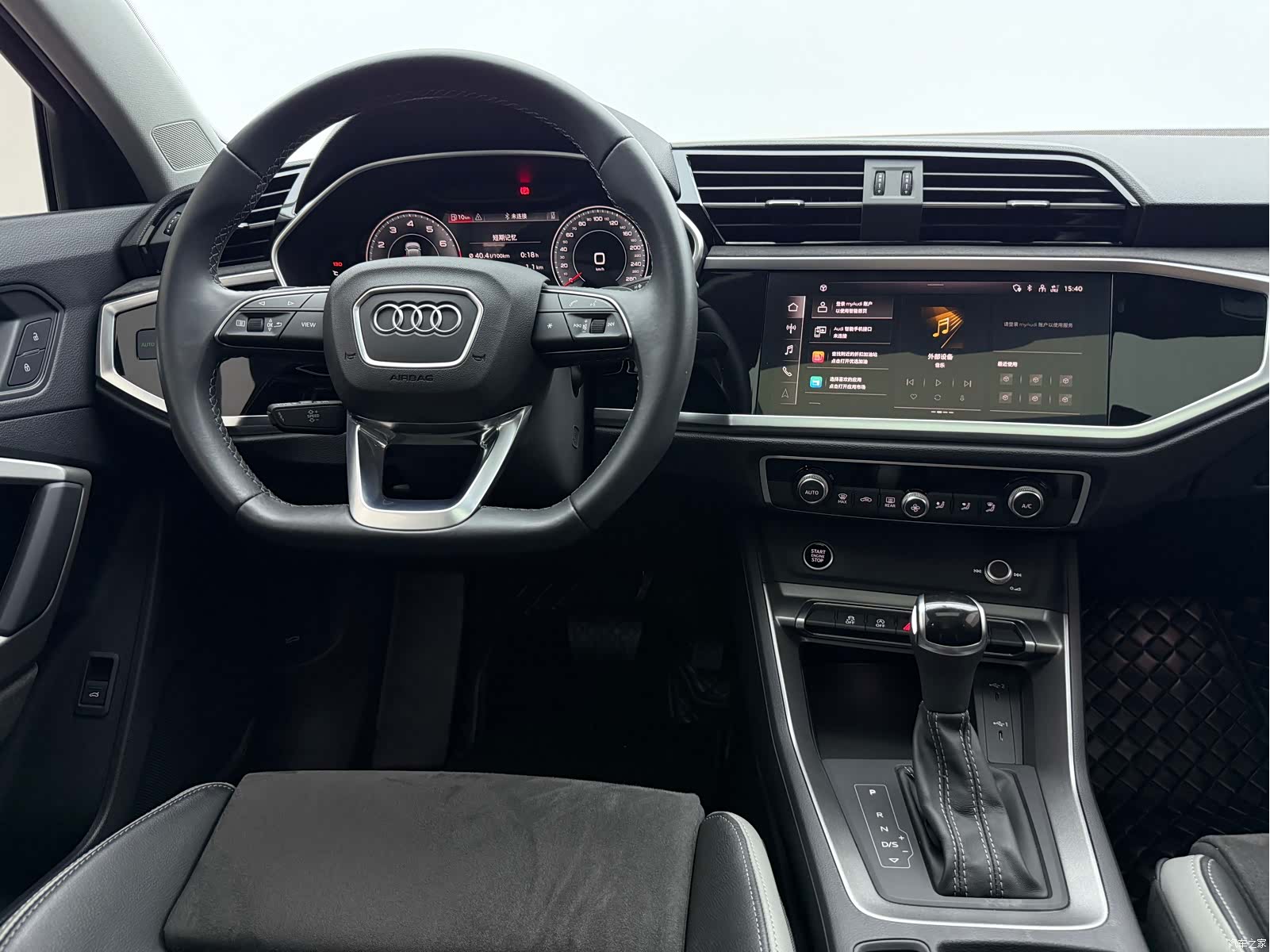 Audi Q3, 2022 9