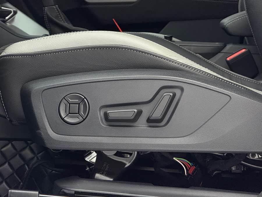 Audi Q3 2022, фото 22