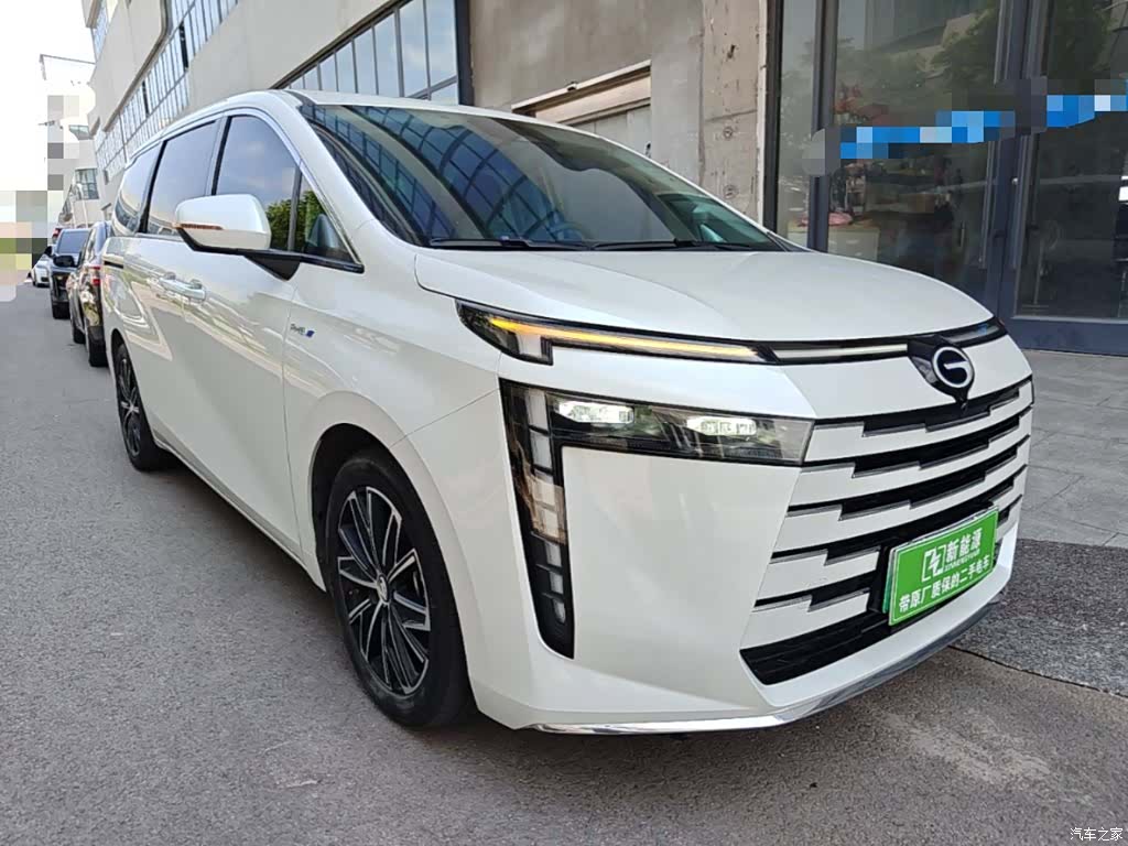 Trumpchi E8, 2024 4