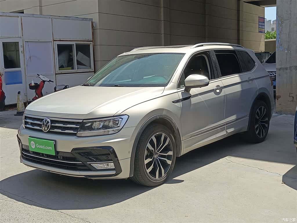 Volkswagen Tiguan L