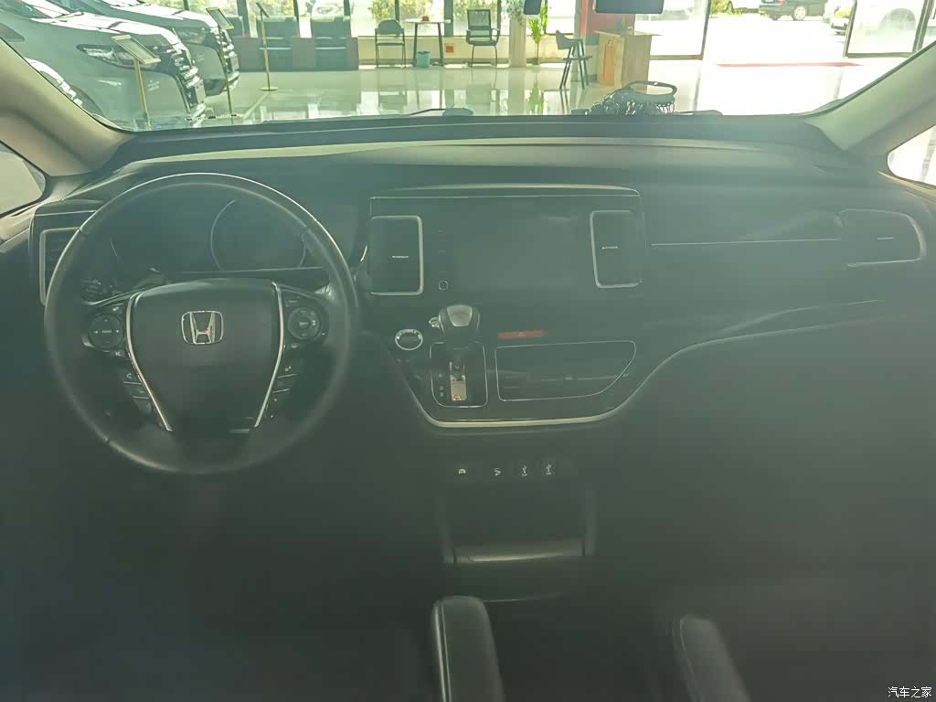 Honda Elysion, 2021 10