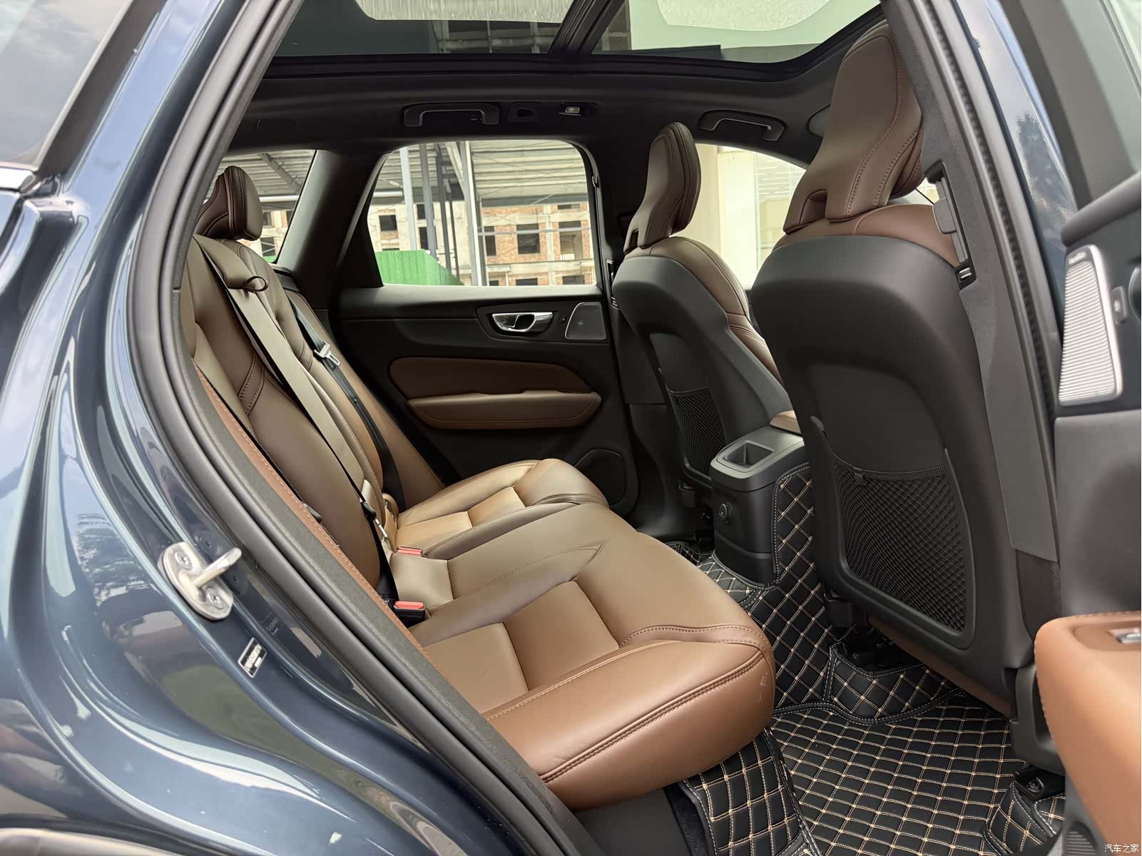 Volvo XC60, 2024 9