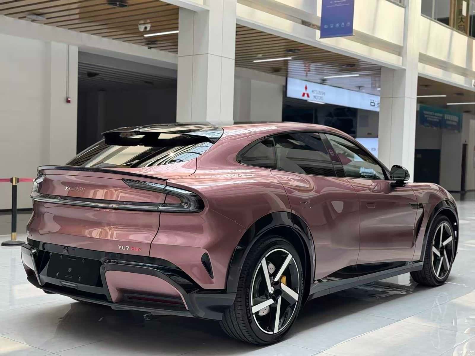 Xiaomi YU7, 2025 все фото
