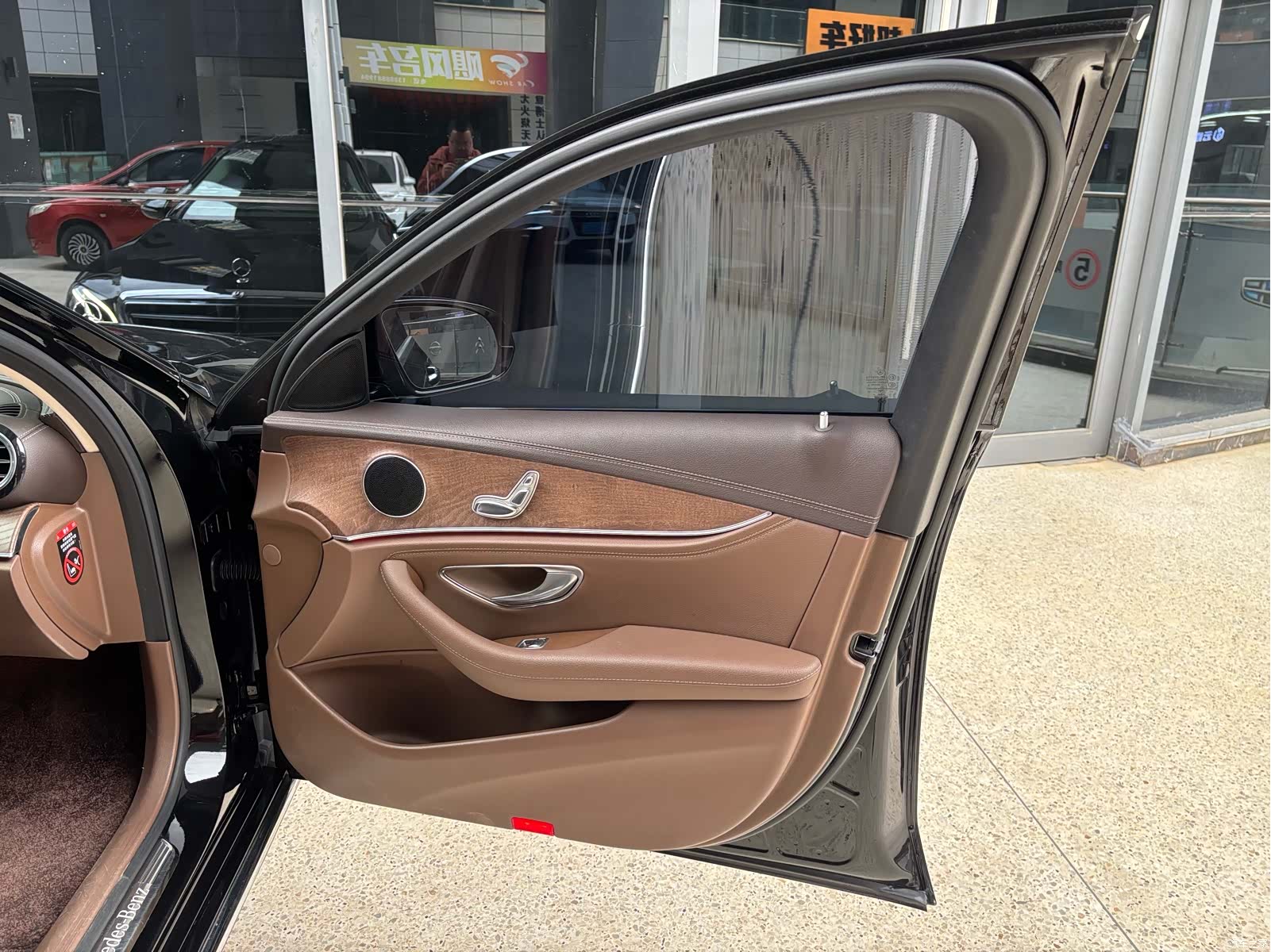 Mercedes-Benz E-Class, 2018 40