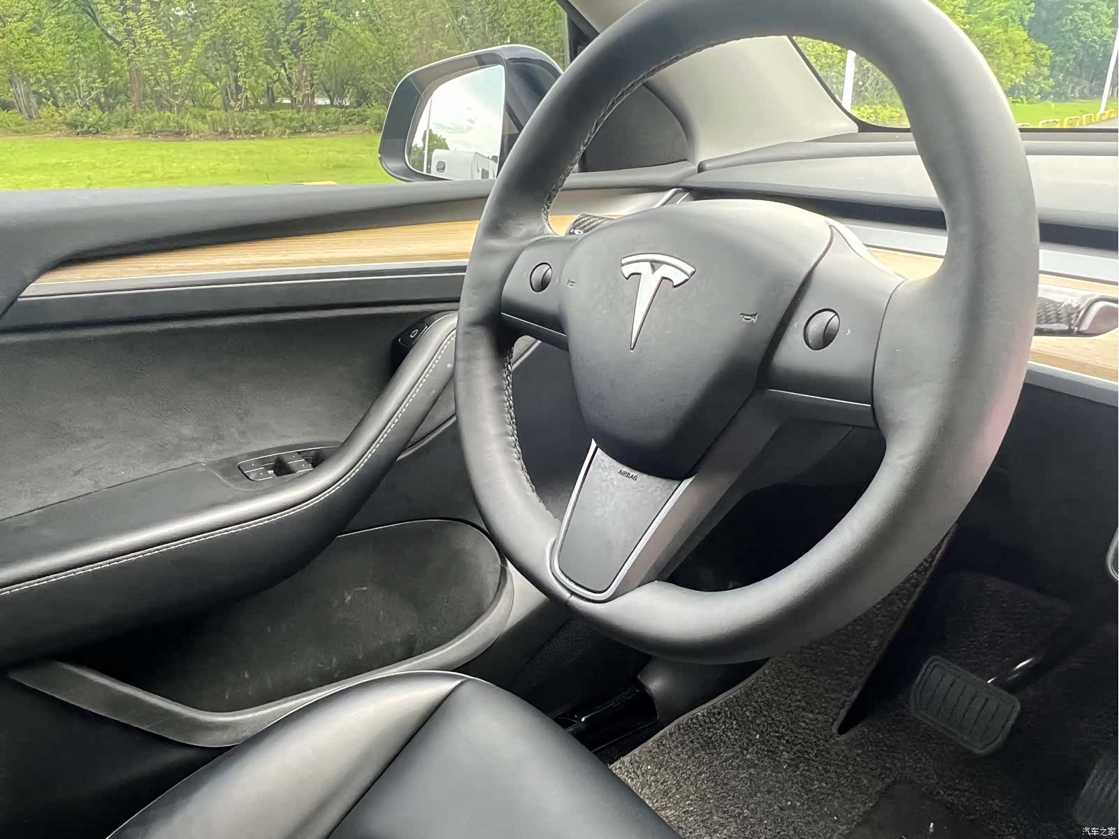 Tesla Model Y, 2022 11