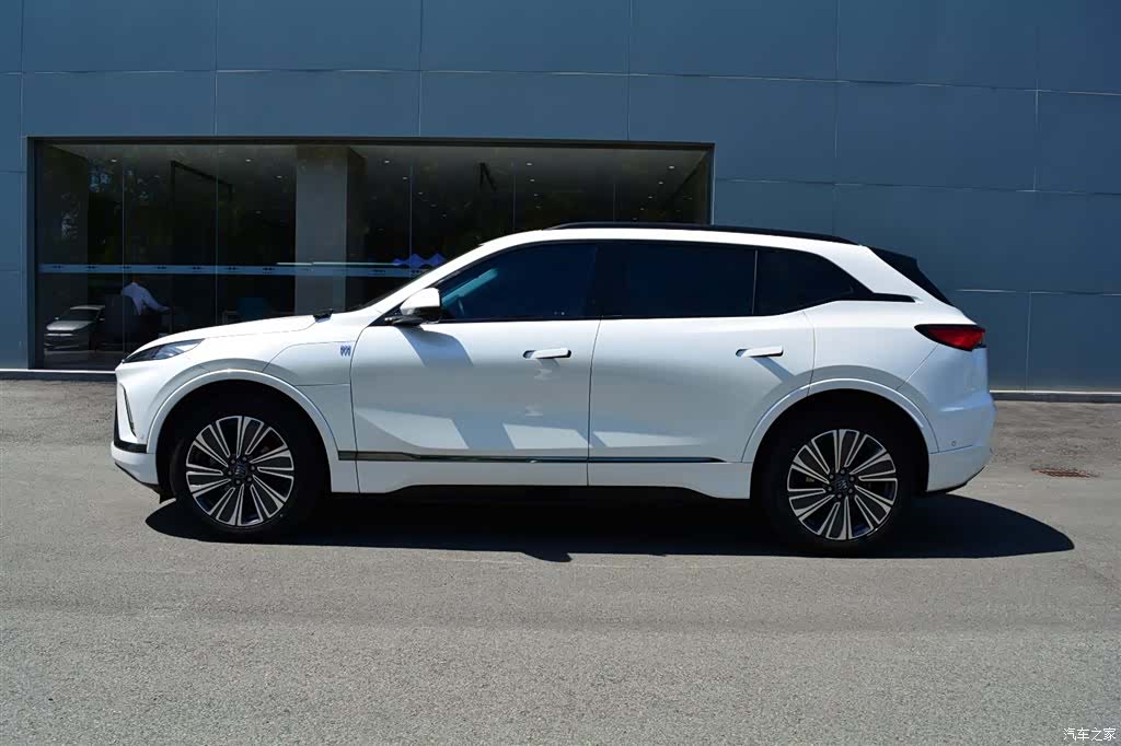 Buick E5, 2024 4