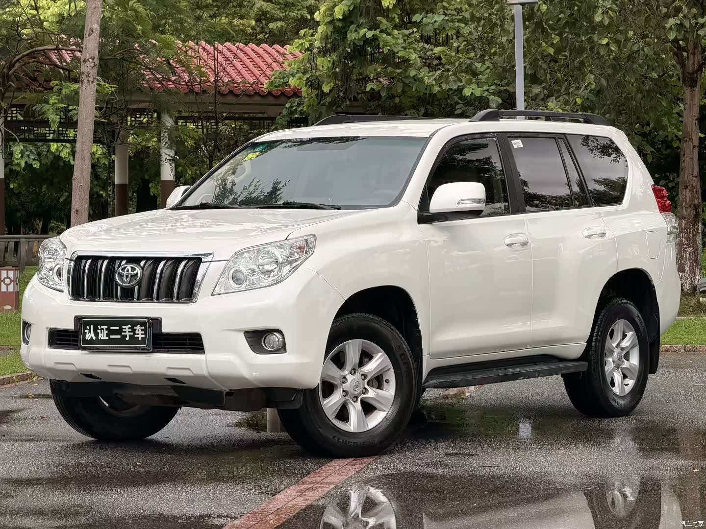 Toyota Prado, 2013 1