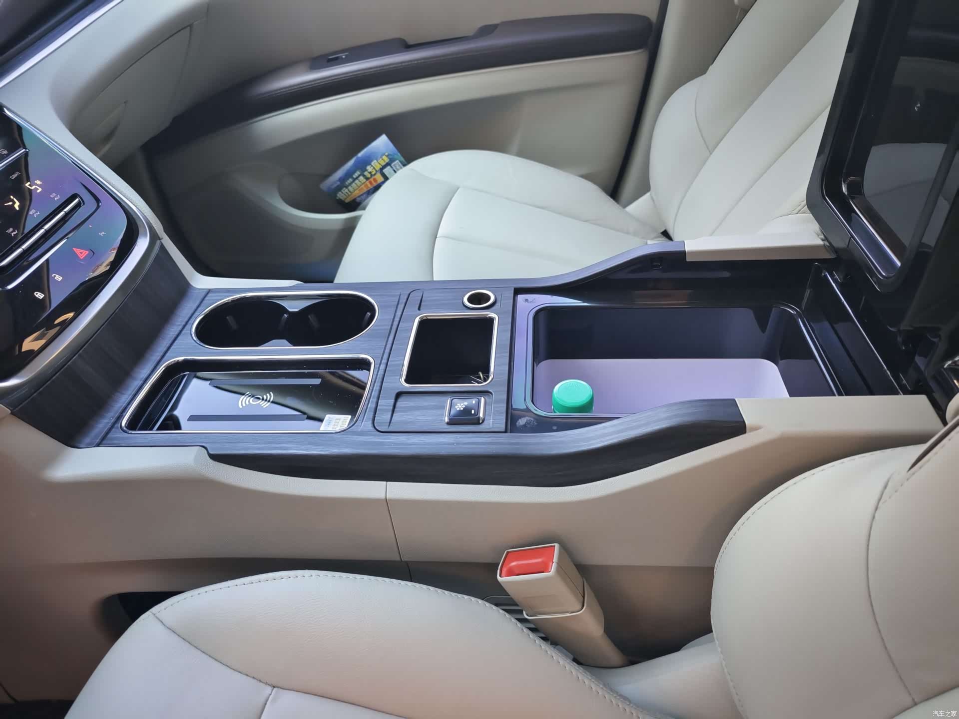 Buick GL8, 2020 11