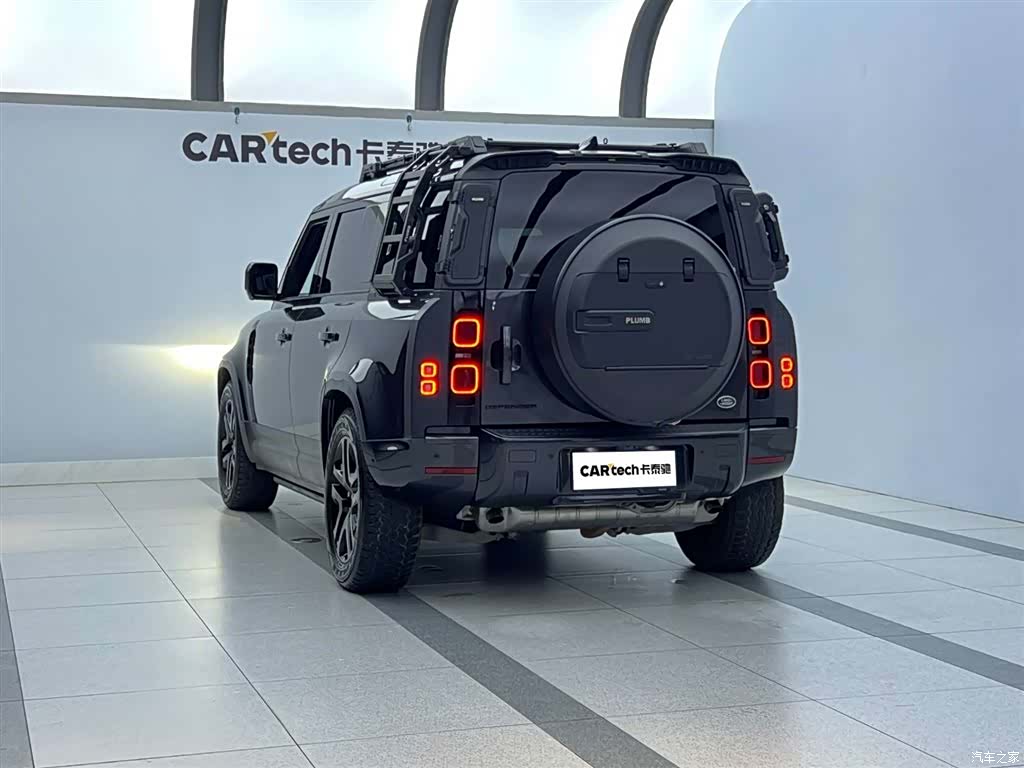Land Rover Defender, 2025 все фото