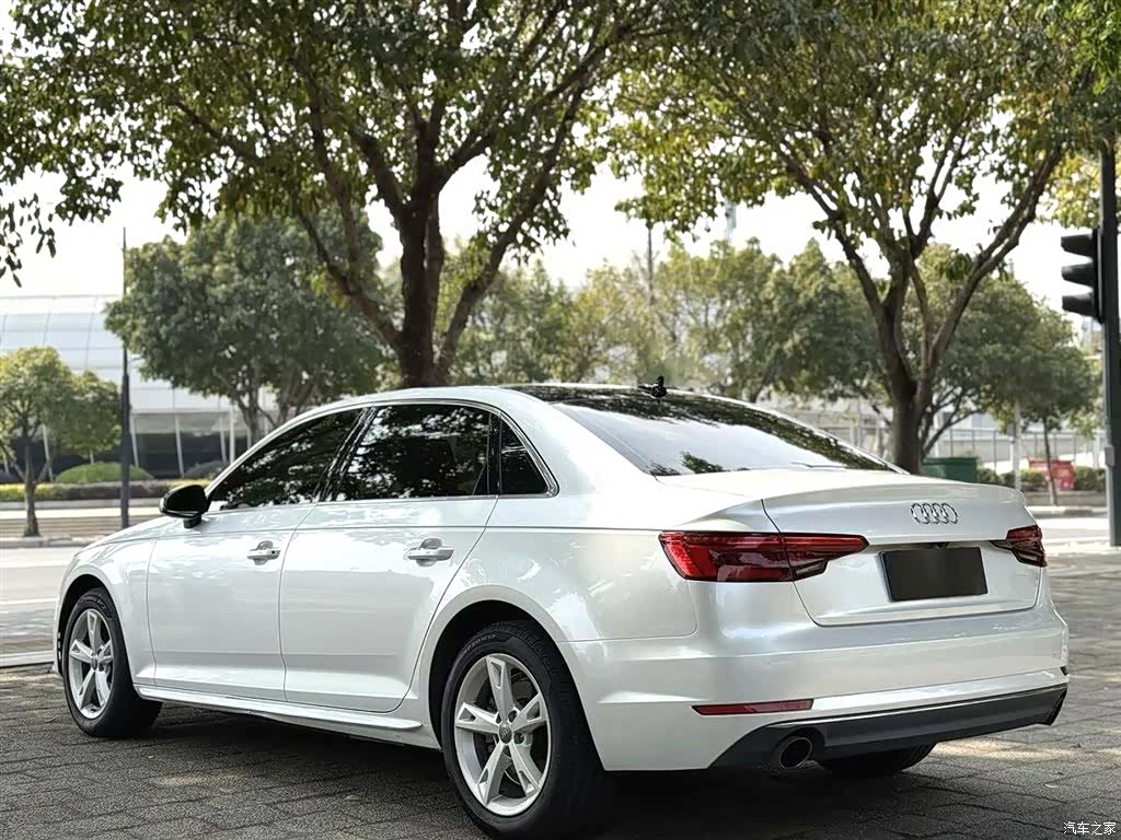 Audi A4L, 2016 9
