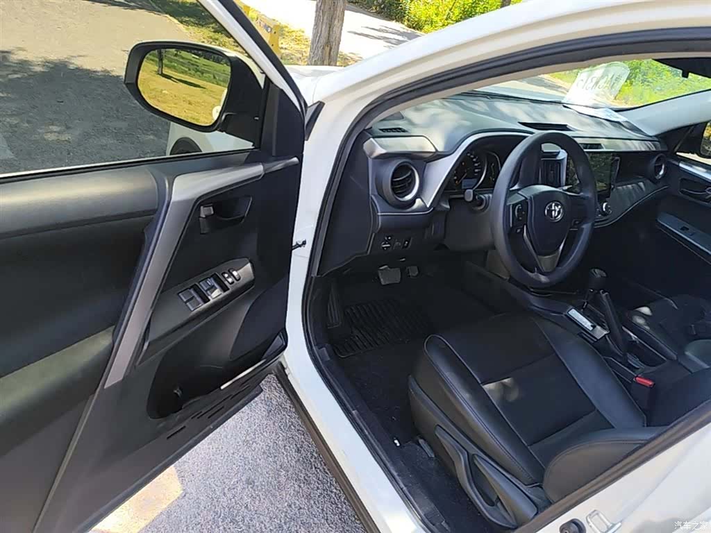 Toyota RAV4, 2019 16