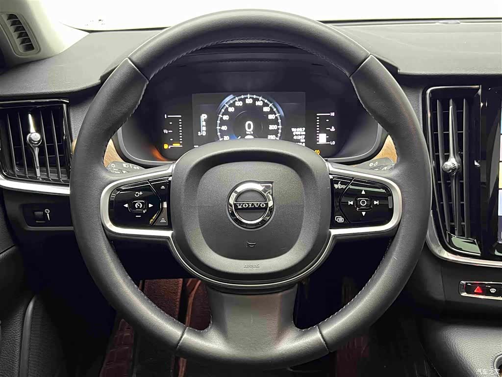 Volvo S90, 2018 17