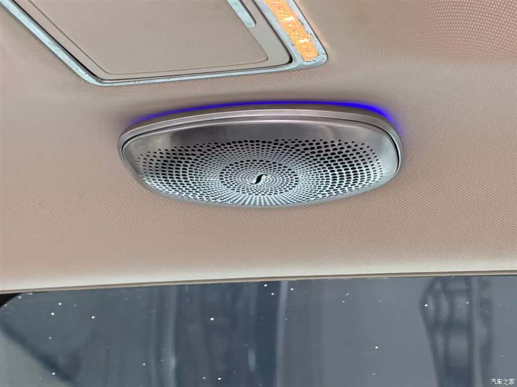 Maybach S-Class, 2019 6