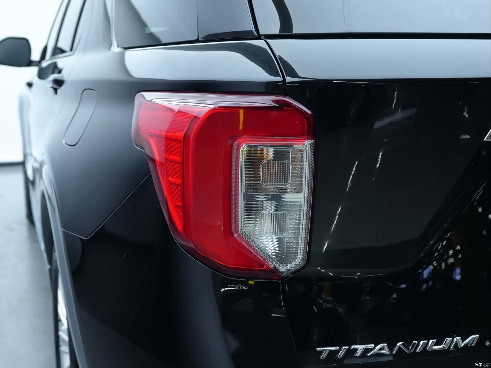 Ford Explorer, 2021 19