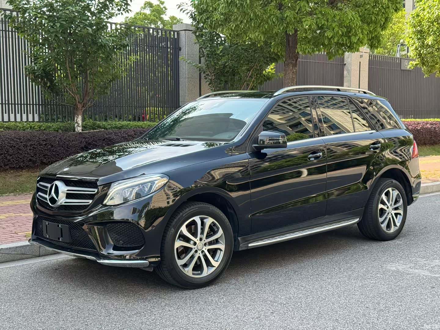 Mercedes-Benz GLE, 2018 1