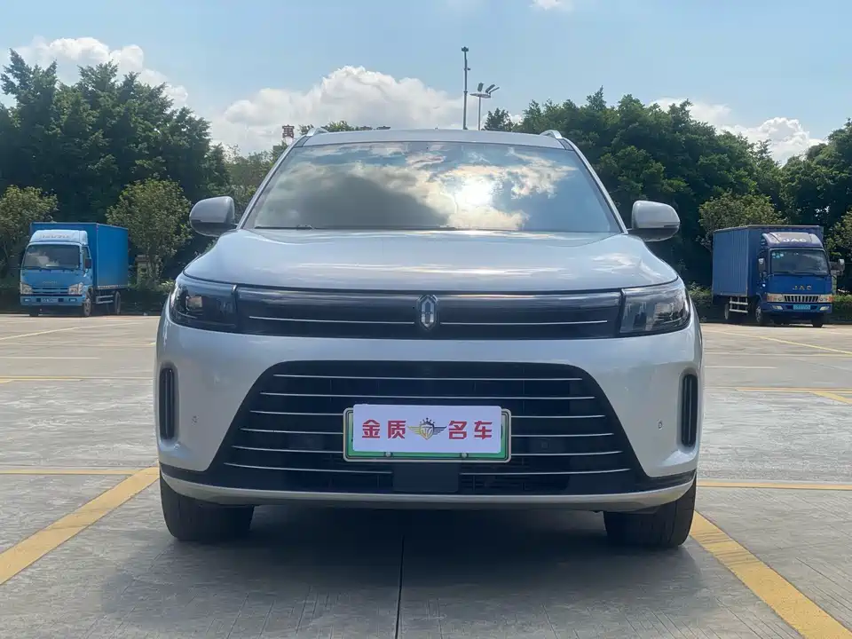 AITO Ask the world M7