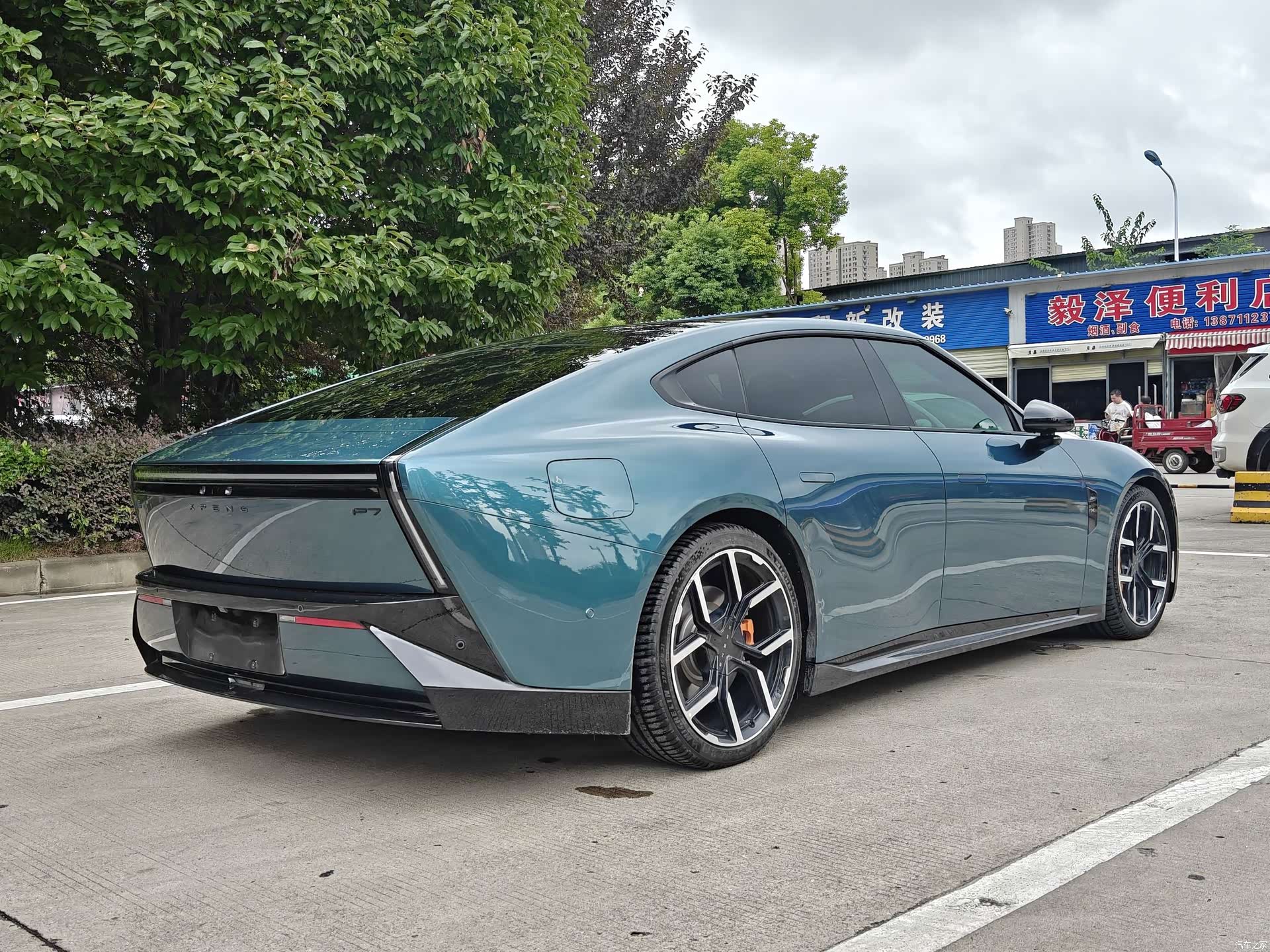 Xpeng P7, 2025 4